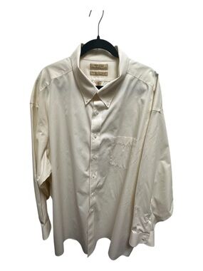 Roundtree & Yorke Gold Label Men's Cream Button-Down Dress Shirt